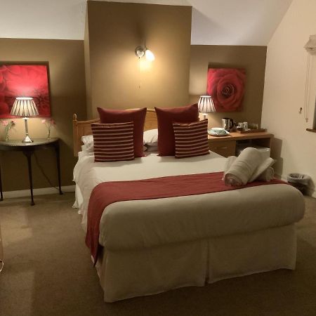 Bridge House B&B Coltishall Exteriör bild