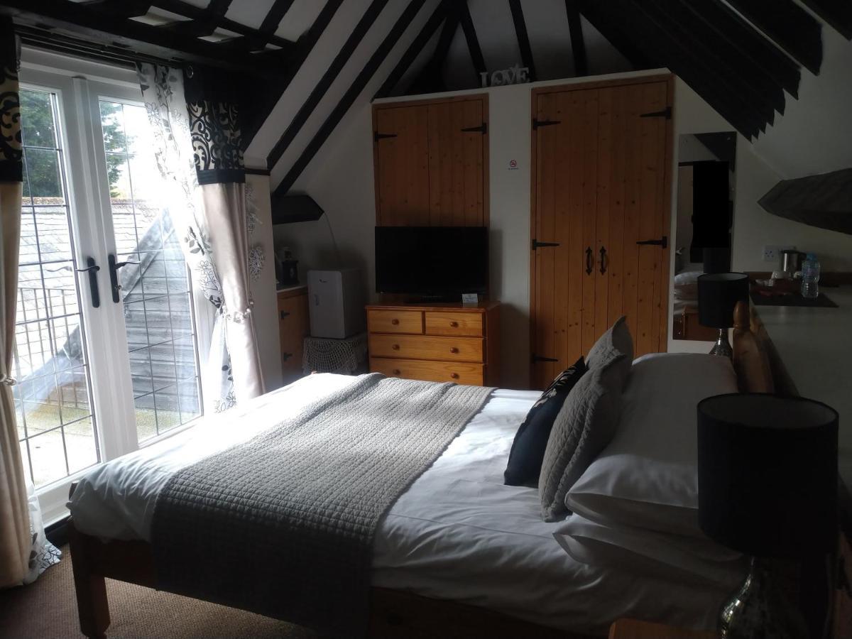 Bridge House B&B Coltishall Exteriör bild