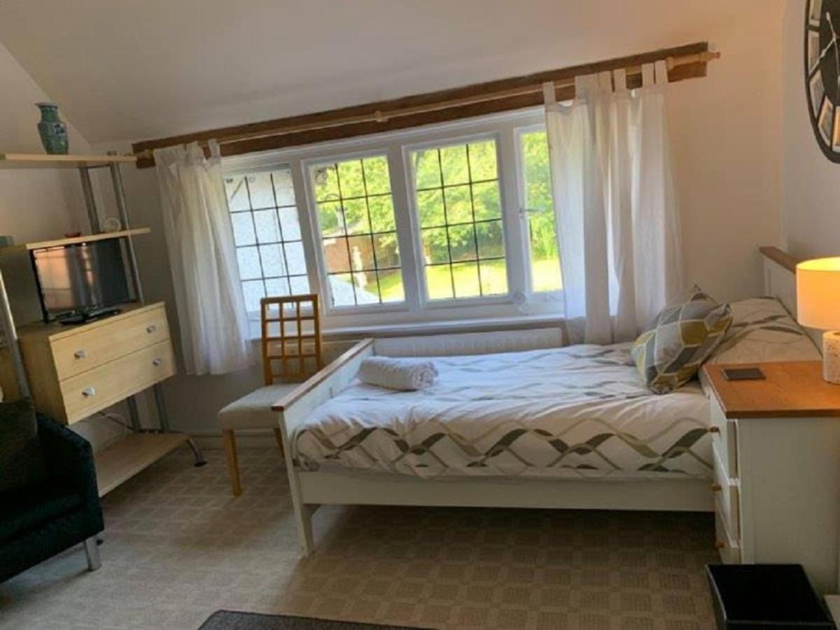 Bridge House B&B Coltishall Exteriör bild